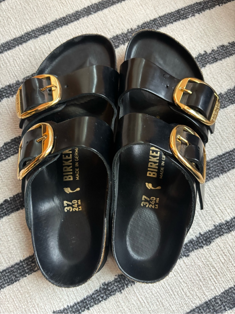 Birkenstock Big Buckle Arizona Sandals in High Shine Black Size 37 - Picture 3 of 5